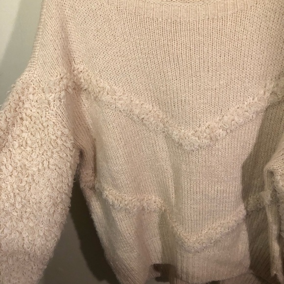 &merci Oversized Cream Furry Textured Sweater Small - Picture 4 of 6